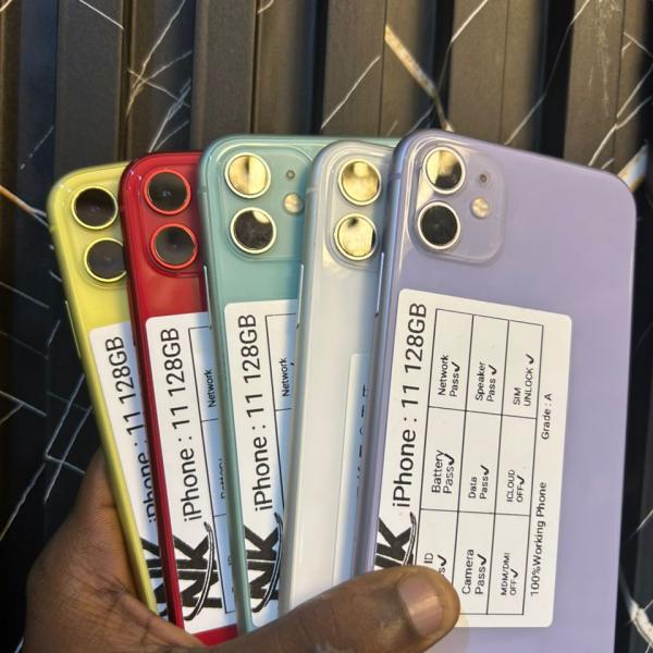 Uk iPhone 11 64gb